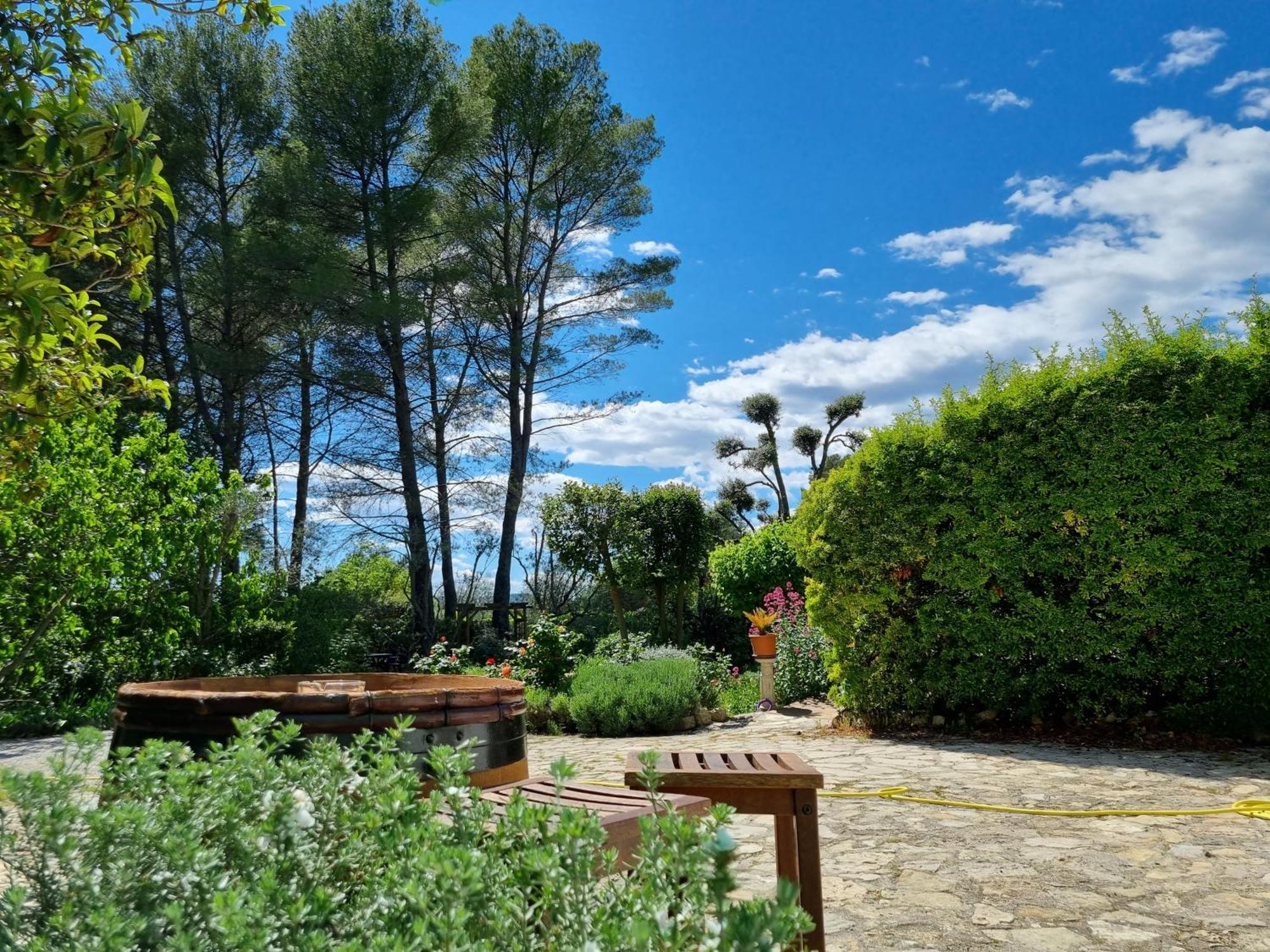 La Maison Du Soleil Provence 德拉吉尼昂 外观 照片